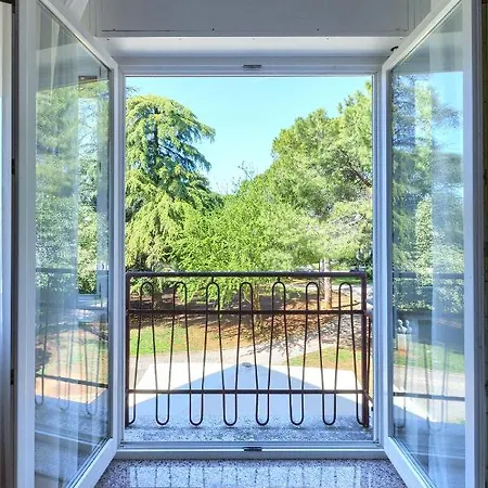 Apartment Place2bpula-100m From Amphitheater Pula